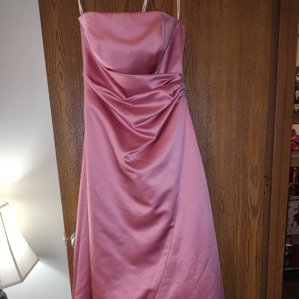 David's Bridal Dress, Rose Pink/Dusty Rose, Floor length ball gown.